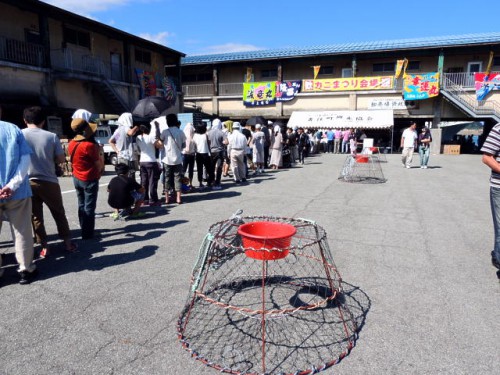 香住汁の大行列。