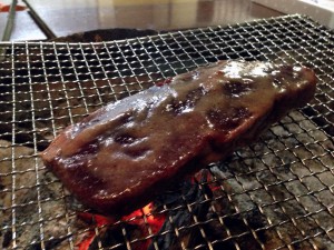 鹿肉の味噌炭火焼き
