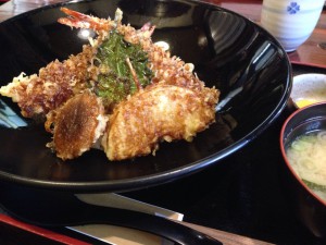 笑らのえび天丼