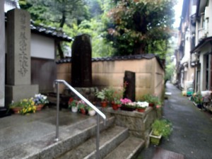 本住寺横