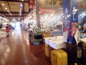かろいち内のお魚売り場