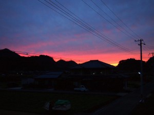 佐津集落の夕暮れ