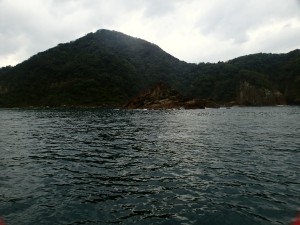 獅子島（海側から）