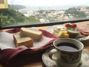 サーフサイドの朝食