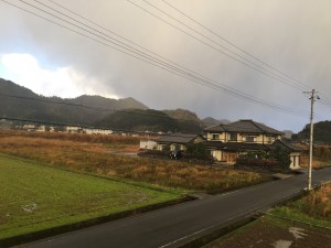 1217朝の佐津集落