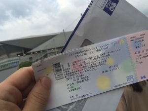 サッカーチケットと吹田スタジアム