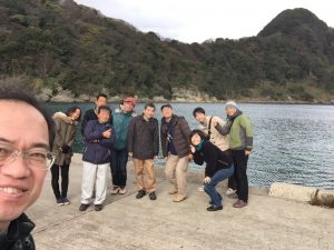猫崎半島をバックに