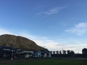 １２月の晴れた空