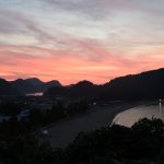 今の時期、佐津海岸の魚見台からの夕焼けがとても美しいです!!