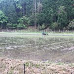 カニの季節が終わってでもどこかしらで蟹が関わっているのが香住スタイル☆畑や田んぼにはカニ殼をまく