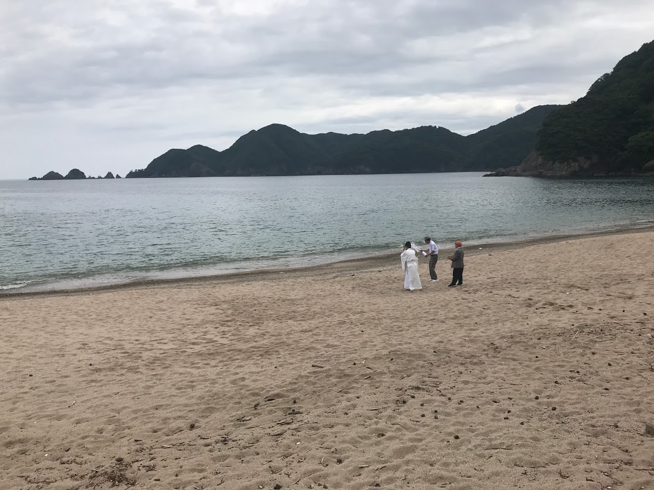 よくあるお問い合わせ 海開きしていない海で泳いではダメなんですか 香住 佐津温泉 民宿かどや 公式ブログ