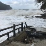 台風一過(令和元年台風19号)、一夜明けての佐津海水浴場の様子