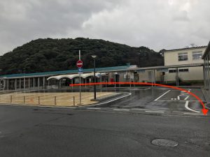 香住駅を出て観光協会へ