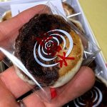 城崎温泉出身の私は銘菓「だんじり太鼓」(「独鈷水」)がソウルフードなお菓子です