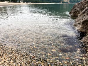 透明度が自慢の佐津海水浴場