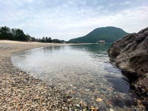 佐津海水浴場は透明度が抜群！