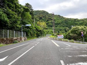 訓谷集落東側の入り口