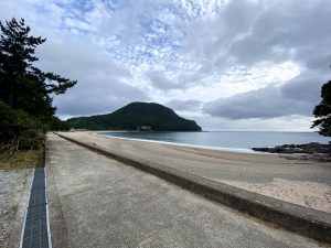 佐津海水浴場の遊歩道