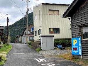 佐津海水浴場駐車場看板