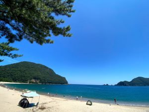 夏の佐津海水浴場