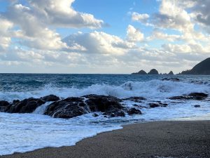 台風一過翌朝の海