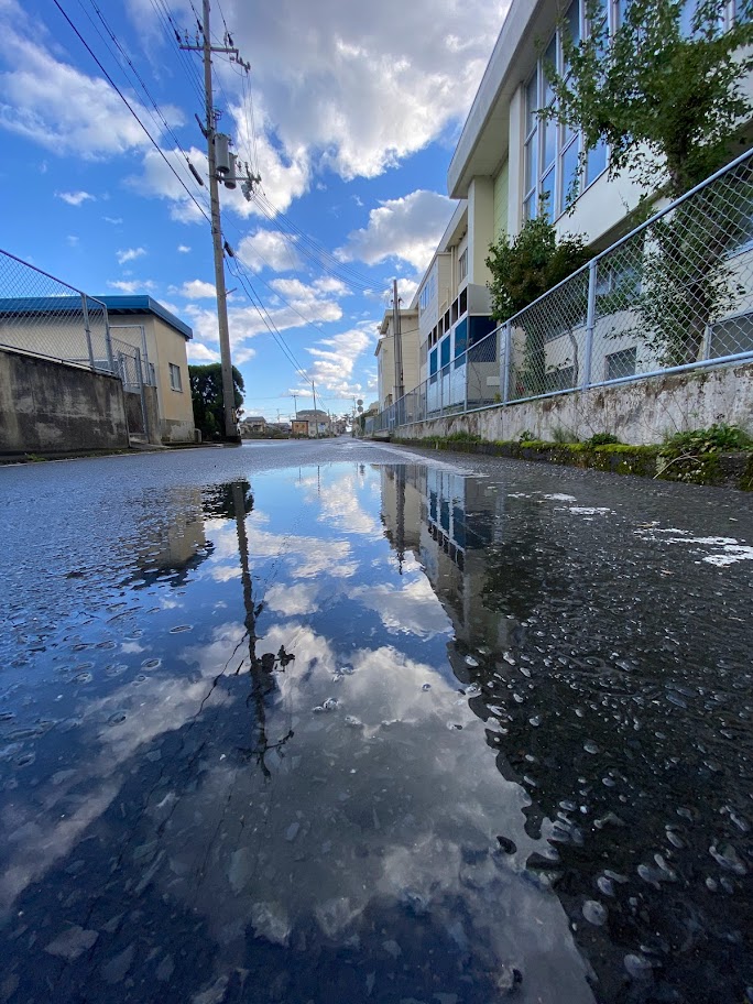 水たまり映えな写真を撮るチャンス！