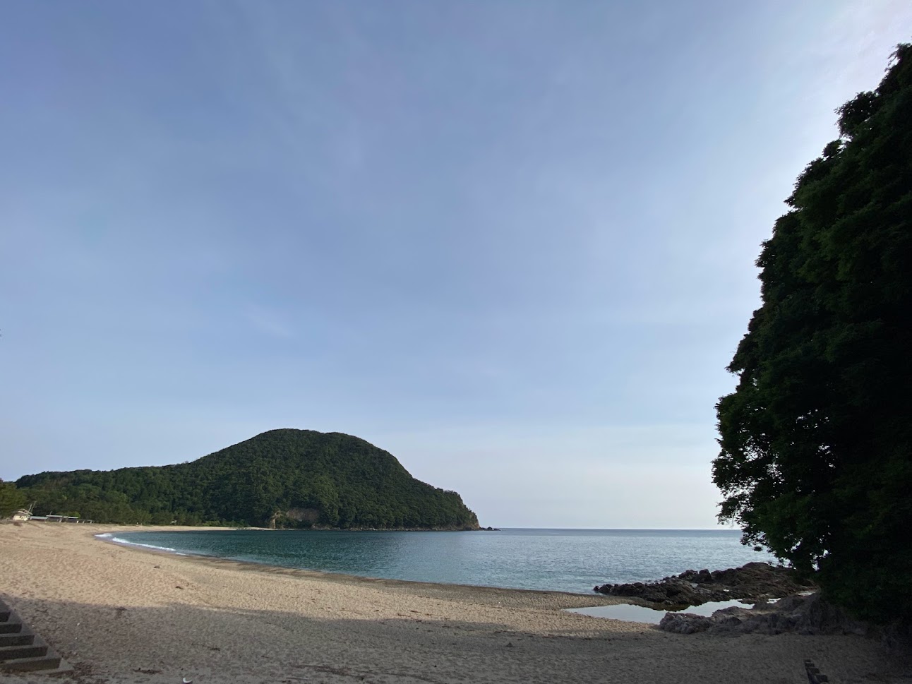 美しい佐津海水浴場