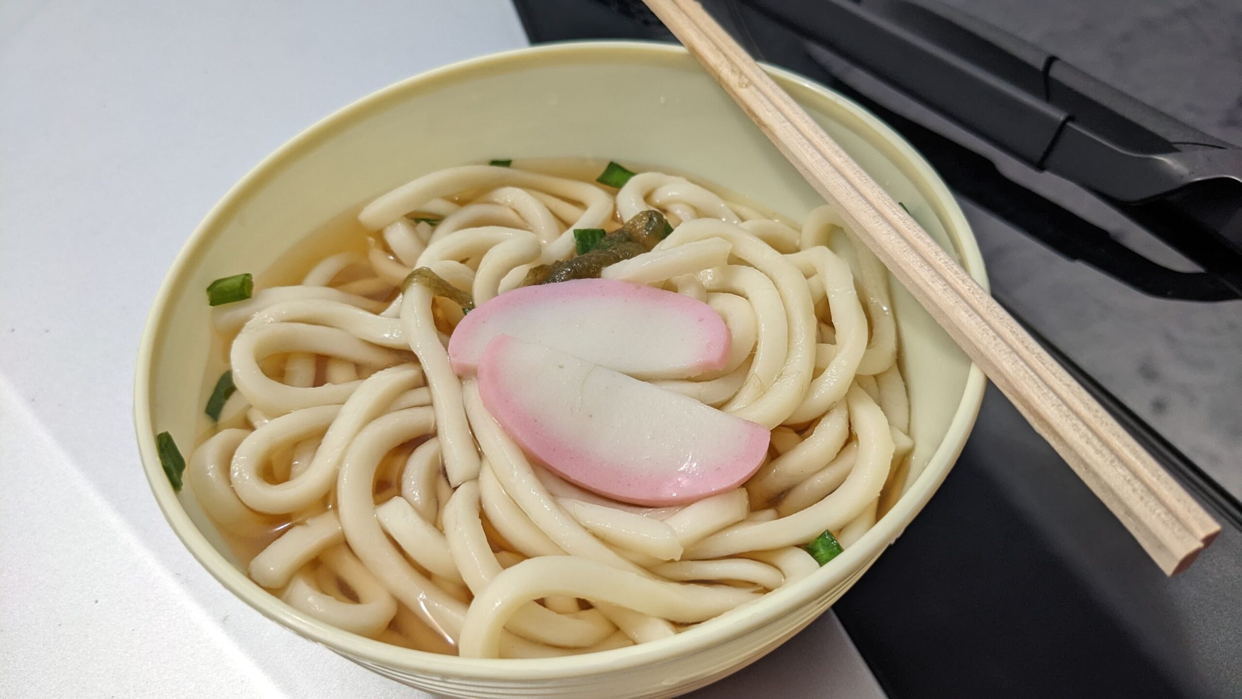 コインスナックふじ自販機のうどん