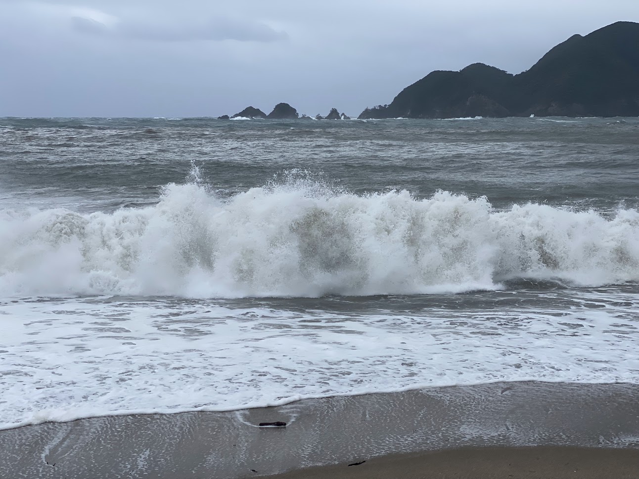 台風通過直後の海の様子