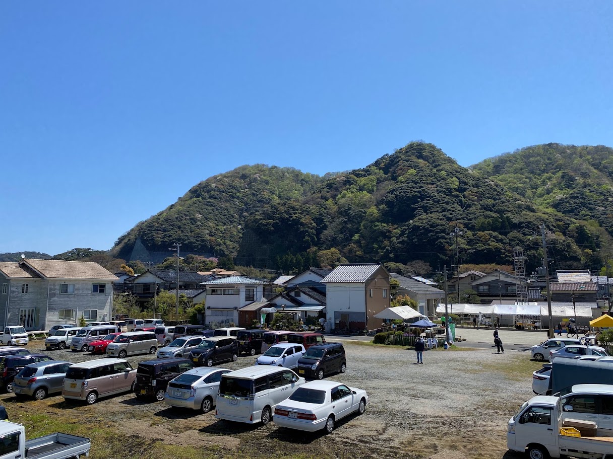 佐津オープンガーデンフェスタの駐車場