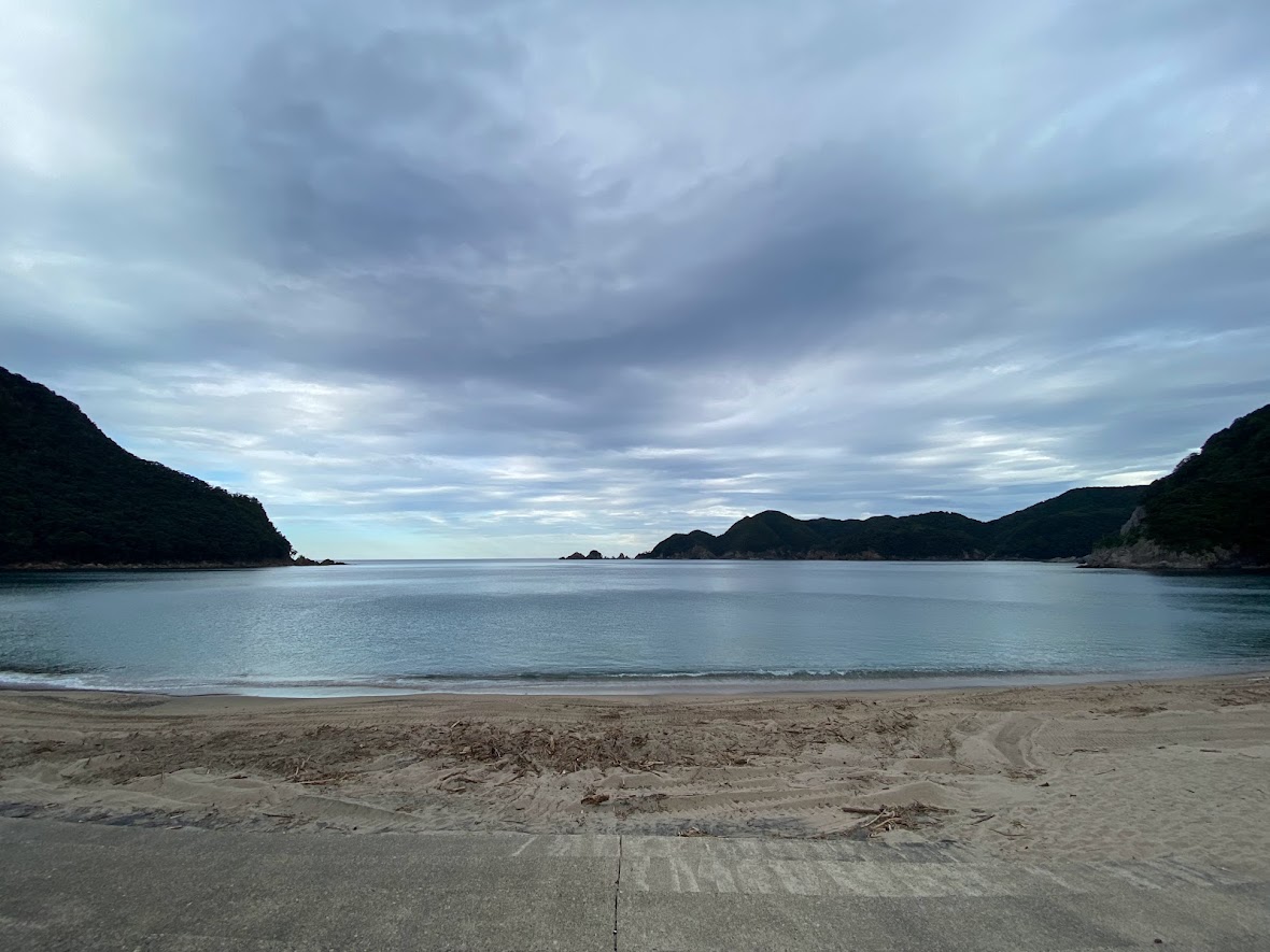 現在の佐津海水浴場