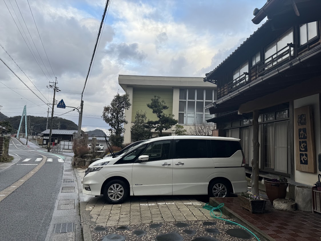 １月８日朝、雪は積もらず