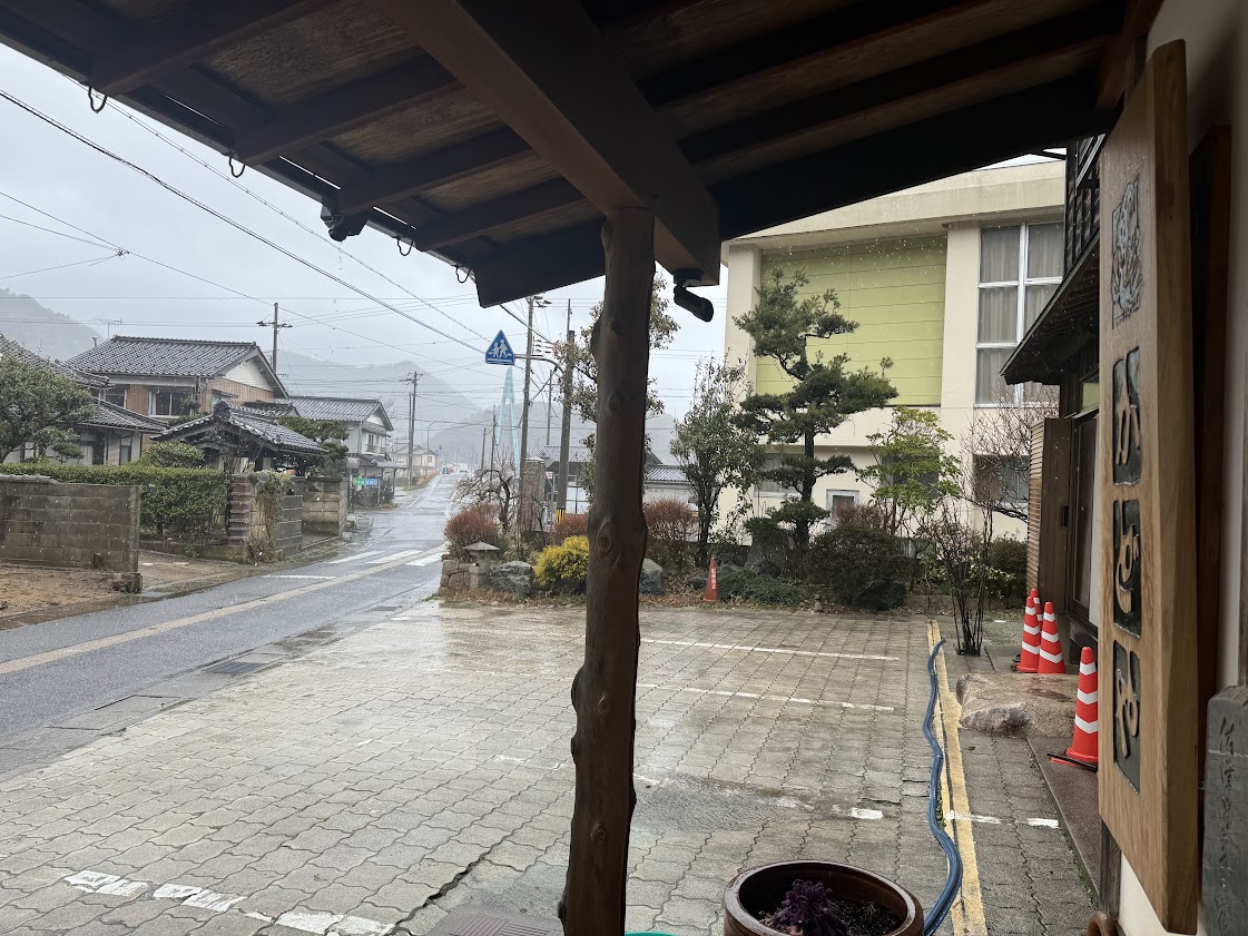 ３月２０日の午前中、横殴りの豪雨でした！