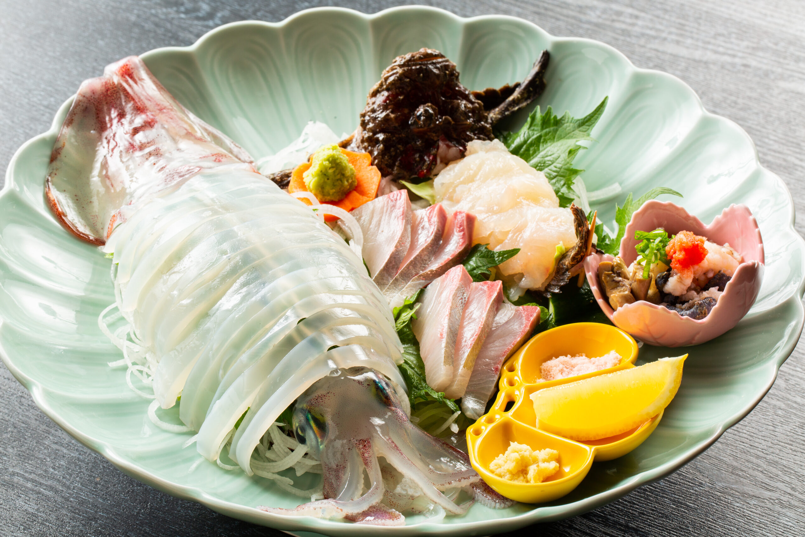 夏のかどや名物活イカ・オコゼ