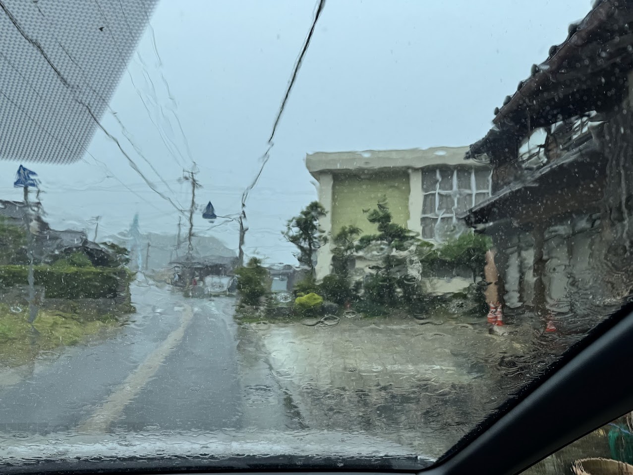 梅雨時期ある日の豪雨