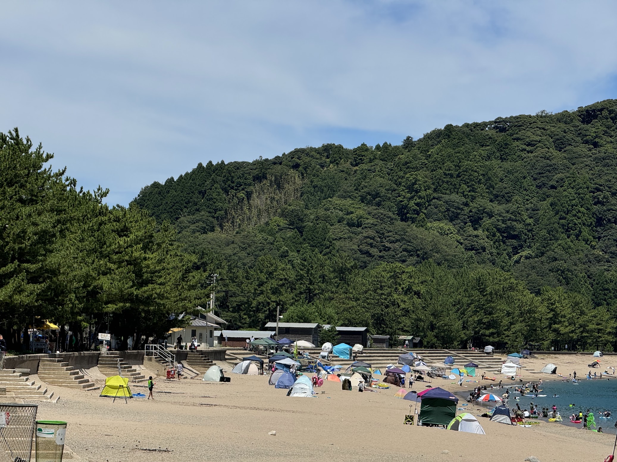 夏の佐津海水浴場