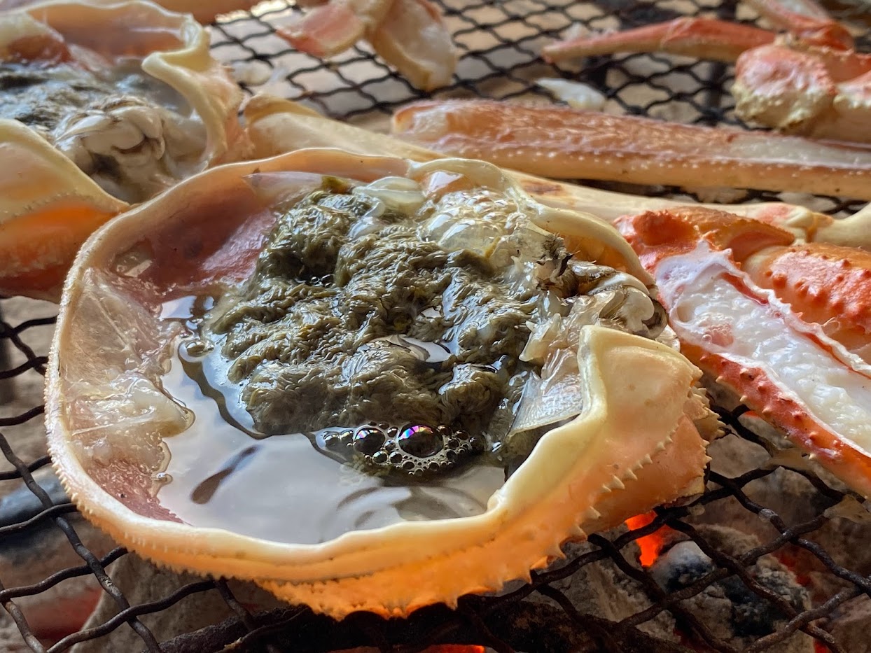 甲羅みそ炭火焼きと炭火焼きがに