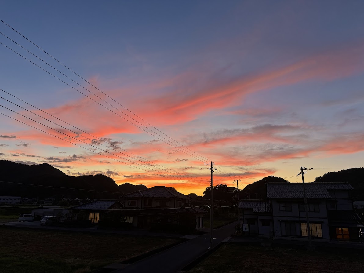 夕焼け（佐津集落にて）