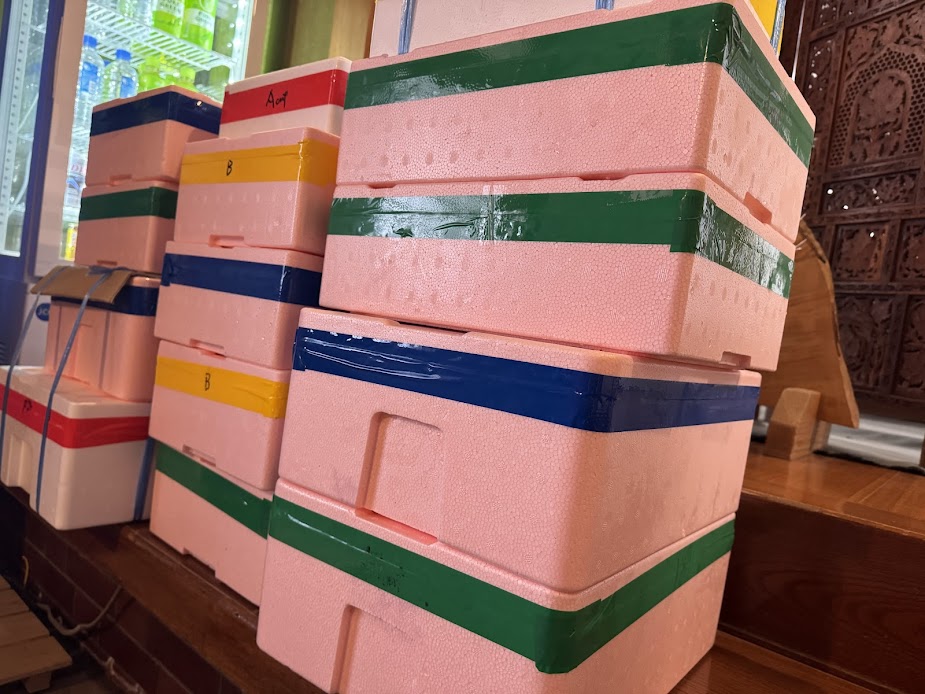 出荷を待つかにすきセット