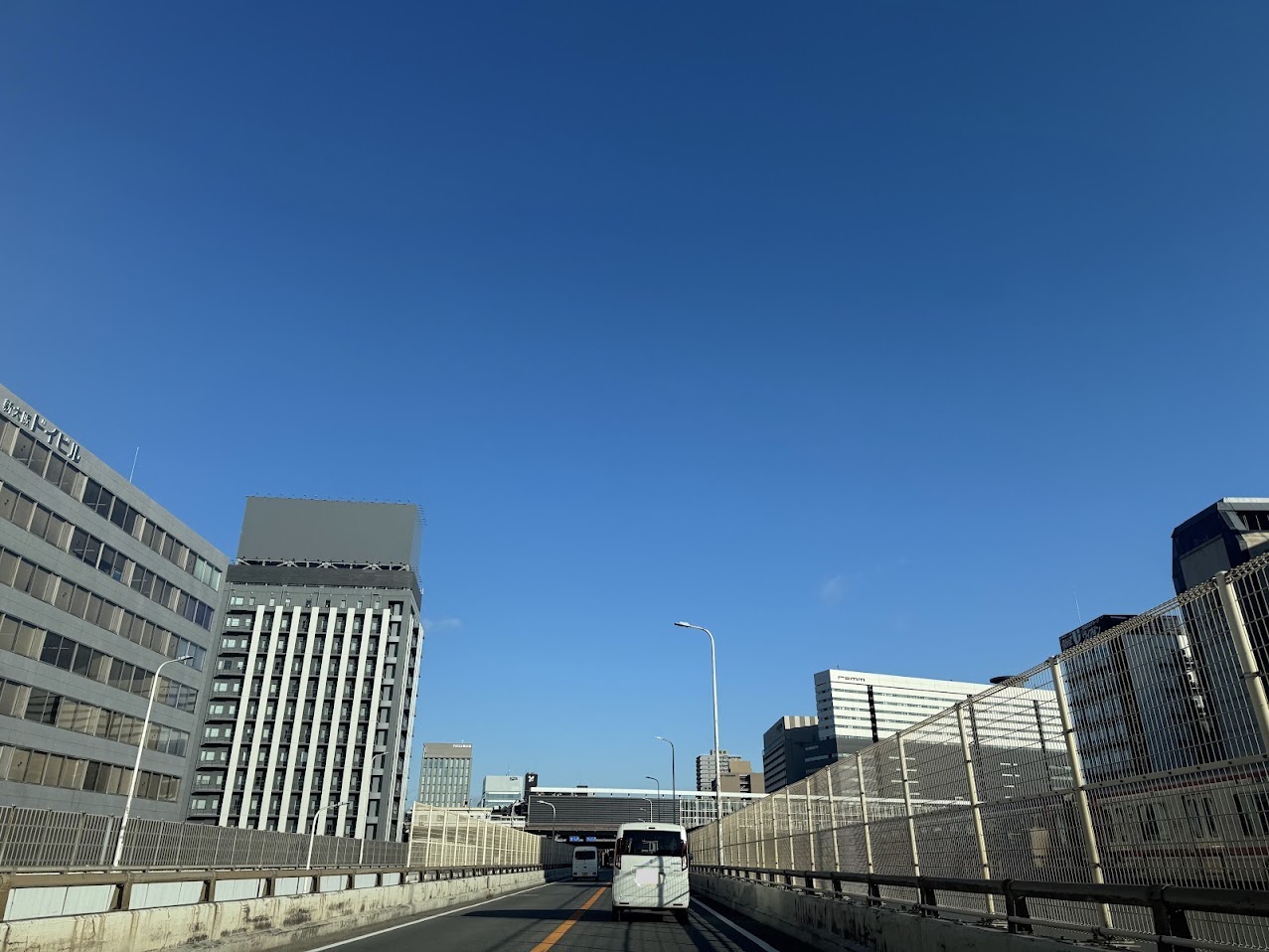 新御堂筋、新大阪駅付近（R8.1.29.朝の撮影）