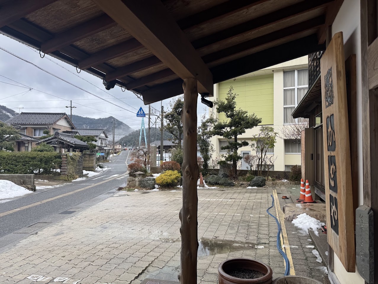 かどや前（R8.2.11.AM撮影）