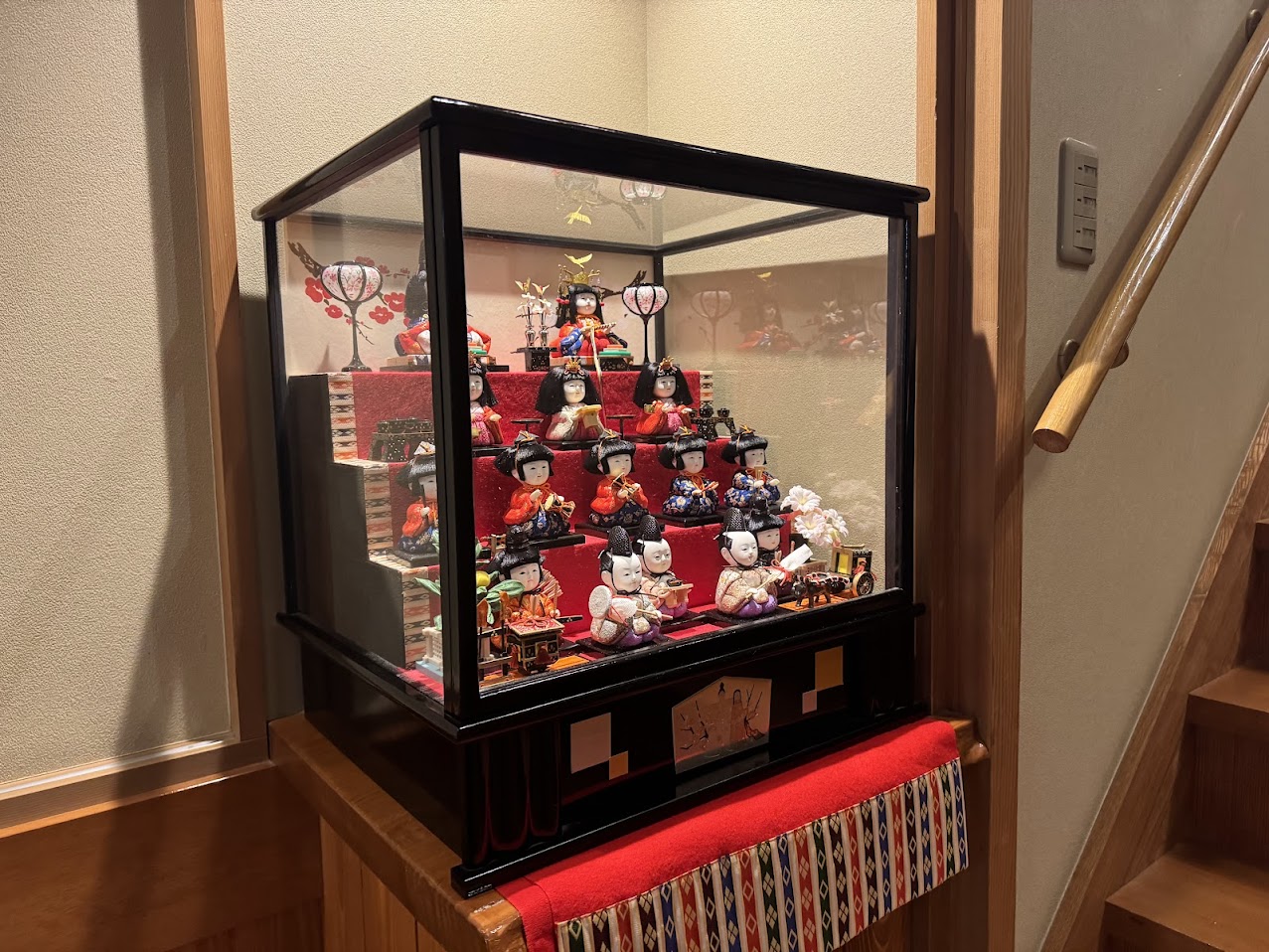 民宿かどやのコンパクト雛人形