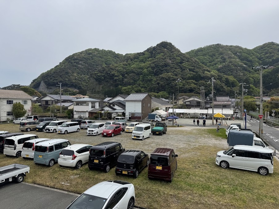 第19回佐津オープンガーデン駐車場の様子