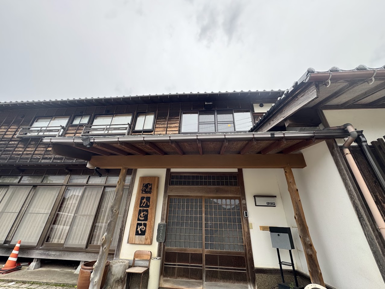 ４月３０日AM、雨の降りそうな曇り空